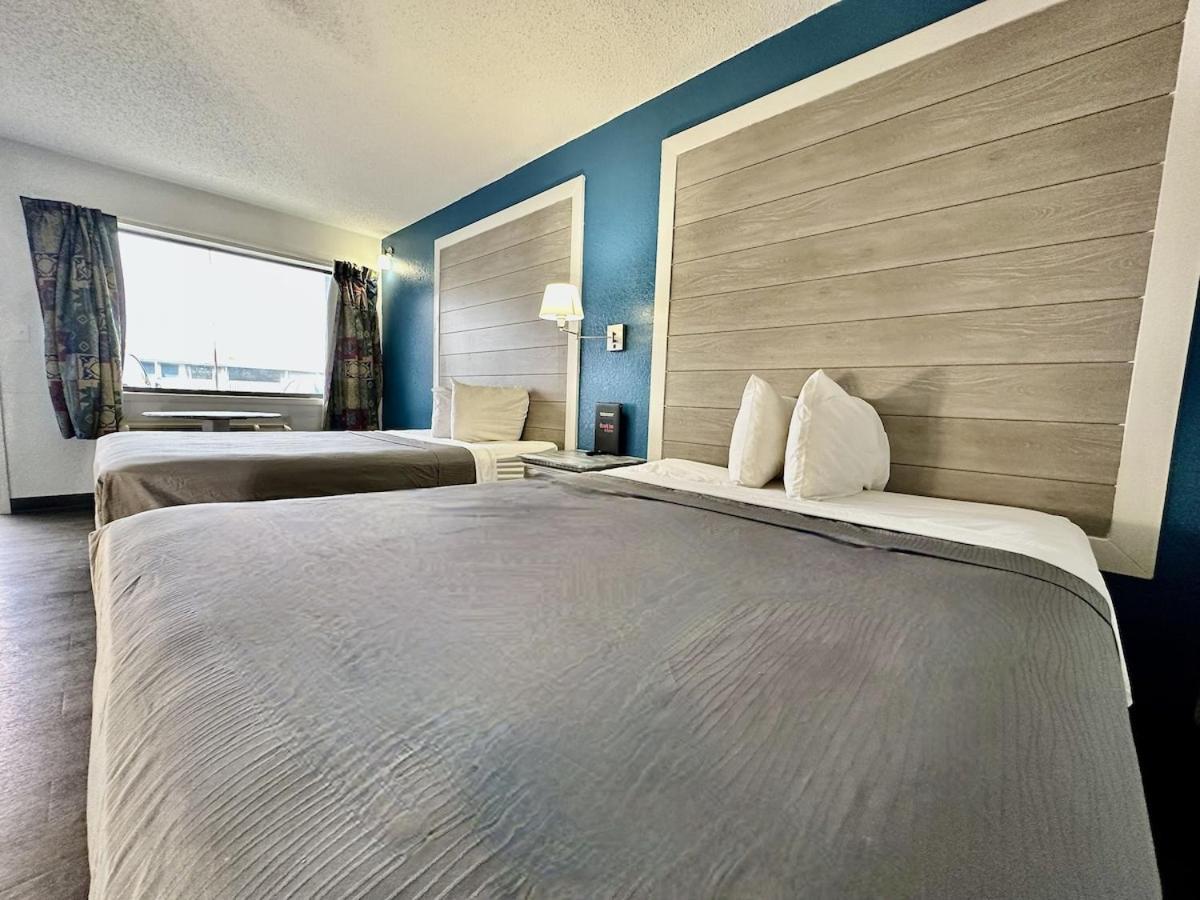 Ozark Inn And Suites Osage Beach Eksteriør billede